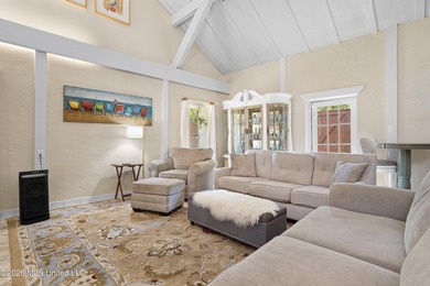 Tucked away on the charming and distinctive Father Ryan Avenue - photo 10