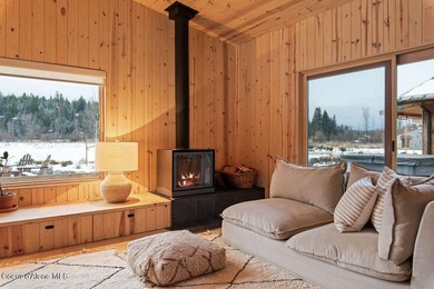 Designed by Dwell Magazine-featured Waechter Architecture and a - photo 11