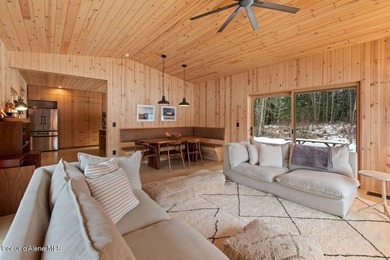 Designed by Dwell Magazine-featured Waechter Architecture and a - photo 12