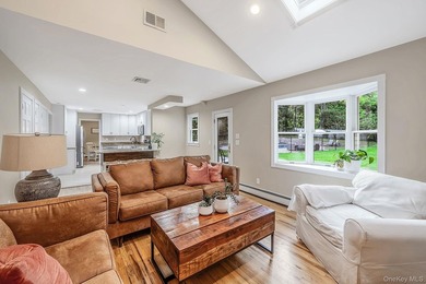 Welcome home to this beautifully maintained 4 bedrooom, 2.5 bath - photo 17