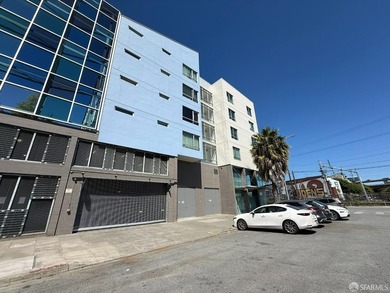 Desirable unit located in a wonderful, thriving neighborhood - photo 18