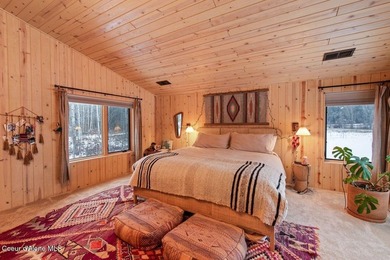 Designed by Dwell Magazine-featured Waechter Architecture and a - photo 19