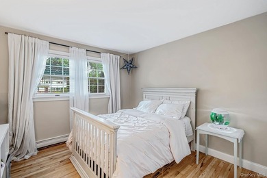 Welcome home to this beautifully maintained 4 bedrooom, 2.5 bath - photo 24