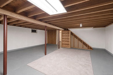 Welcome home to this beautifully maintained 4 bedrooom, 2.5 bath - photo 28