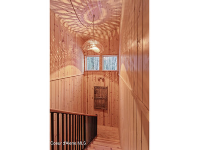 Designed by Dwell Magazine-featured Waechter Architecture and a - photo 29