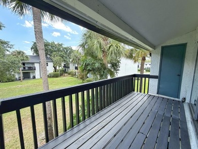 Location doesn't get better than this-- this community has it - photo 29