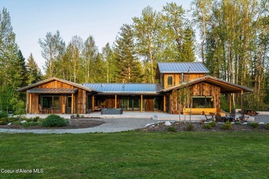 Designed by Dwell Magazine-featured Waechter Architecture and a - photo 34