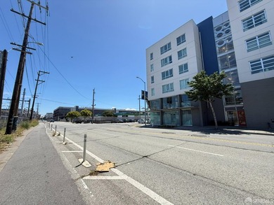 Desirable unit located in a wonderful, thriving neighborhood - photo 34