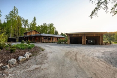 Designed by Dwell Magazine-featured Waechter Architecture and a - photo 38