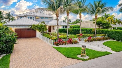 Pristine, and move-in ready, beautifully decorated custom - photo 39