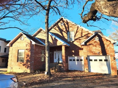 Lake Home For Sale in Mabank, Texas