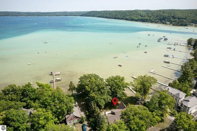 If you've been in search for the perfect Glen Lake property to - photo 4