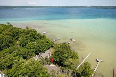 If you've been in search for the perfect Glen Lake property to - photo 5