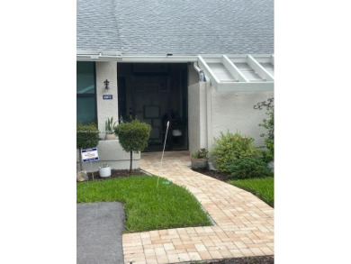 (private lake, pond, creek) Home For Sale in Boca Raton Florida