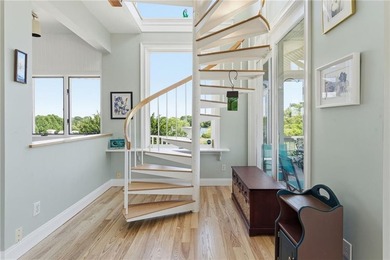 This beautiful, expansive, water front, custom built home with - photo 12