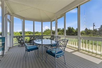 This beautiful, expansive, water front, custom built home with - photo 20