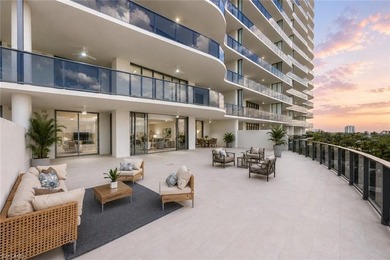 Positioned within the highly sought-after South Tower at The - photo 27