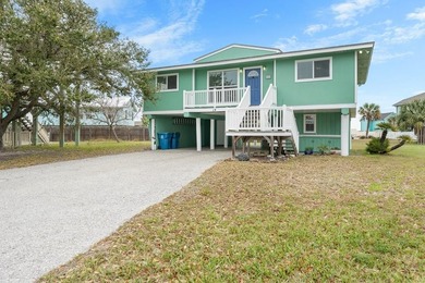 (private lake, pond, creek) Home Sale Pending in Rockport Texas