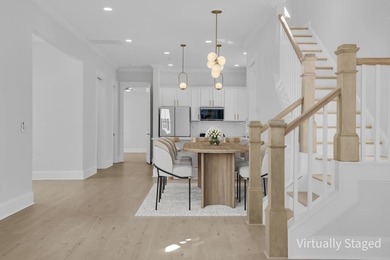 Luxurious Charleston-style home in the sought-after Sweetgrass - photo 12