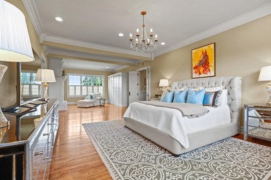 Gunite pool is Salt water, Crystal chandeliers in living room - photo 13