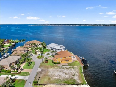 Caloosahatchee River Lot For Sale in Fort Myers Florida
