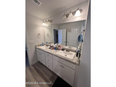 Beautiful all-brick 4-bedroom, 2-bath home that feels like - photo 7
