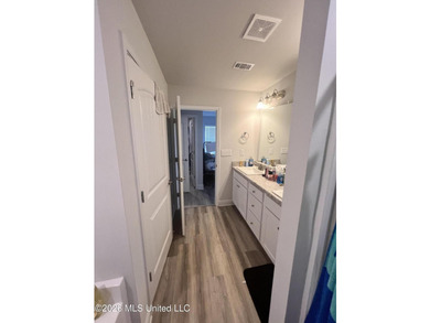 Beautiful all-brick 4-bedroom, 2-bath home that feels like - photo 9