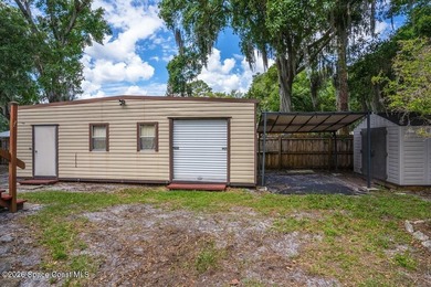 Motivated Seller!! Stop by and see this charming single family - photo 13