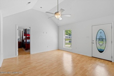 Welcome to this beautifully updated 3-bedroom, 2-bath home - photo 5
