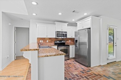 Welcome to this beautifully updated 3-bedroom, 2-bath home - photo 9