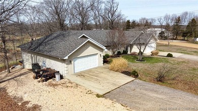 Welcome to easy lake living without the waterfront price tag, in - photo 23