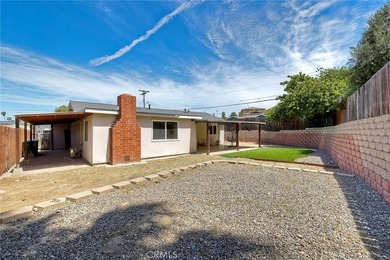This charming 3-bedroom, 2-bathroom home, perfectly situated on - photo 23
