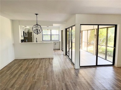 NO REMODELED UNIT HAS SOLD FOR THIS AMOUNT IN 5-6 YEARS.THIS - photo 4