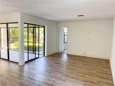 NO REMODELED UNIT HAS SOLD FOR THIS AMOUNT IN 5-6 YEARS.THIS - photo 5