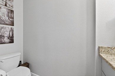 Perfectly positioned on a quiet cul-de-sac in the highly - photo 49