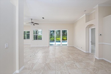 Beautifully remodeled 3BR/2BA heated saltwater pool home in - photo 7