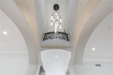 Located behind the gates of the prestigious Bell Canyon - photo 4