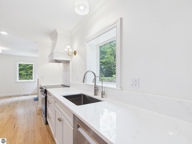 Built by Samuel Scott of Scott Carpentry, this new Village of - photo 9
