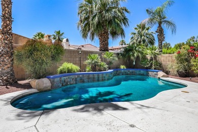 Enjoy refined desert living in this beautifully designed - photo 2