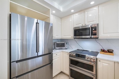 Impeccable high-floor corner residence at the luxurious