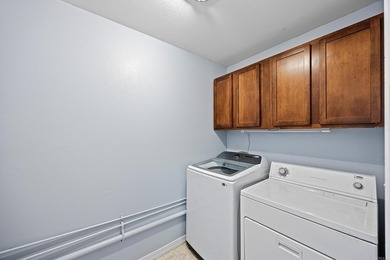 BACK ON THE MARKET - NO FAULT OF THE SELLERS! Don't miss this - photo 27