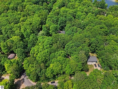 Beautiful buildable wooded corner lot just under a half acre in - photo 7