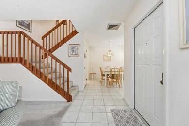 Discover this charming two-bedroom townhouse, with each bedroom - photo 3