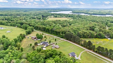BACK ON THE MARKET - NO FAULT OF THE SELLERS! Don't miss this - photo 44