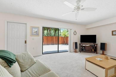 Discover this charming two-bedroom townhouse, with each bedroom - photo 8