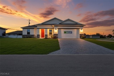 Cape Coral Lakes Area Home For Sale in Cape Coral Florida