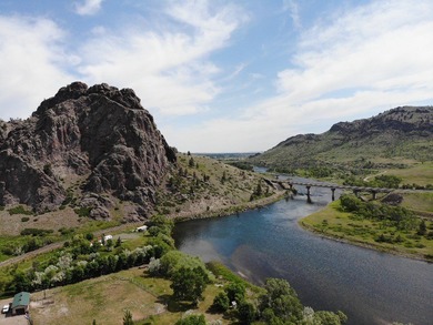 (private lake, pond, creek) Home For Sale in Cascade Montana