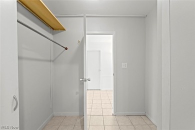 Spacious efficiency unit with ample closet space in a prime - photo 13