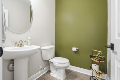 Welcome to Harborview, where coastal charm meets modern comfort - photo 21