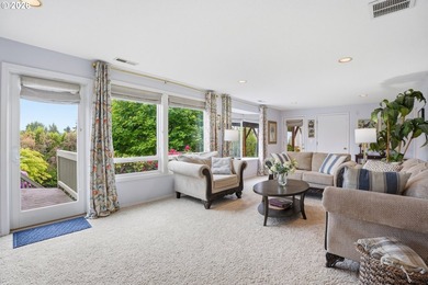 Columbia River view home with flexible living options and - photo 22
